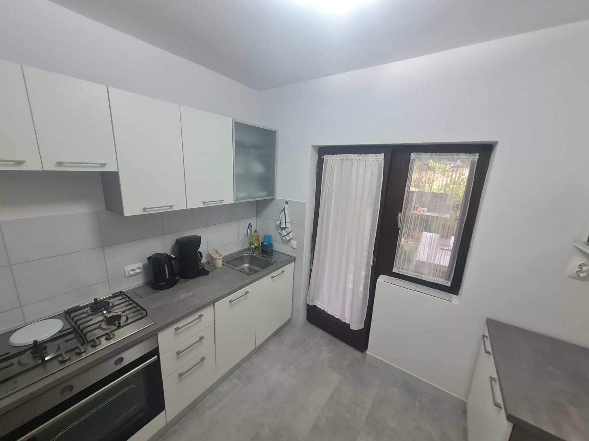 Apartment Anton Pinezići Buitenkant foto